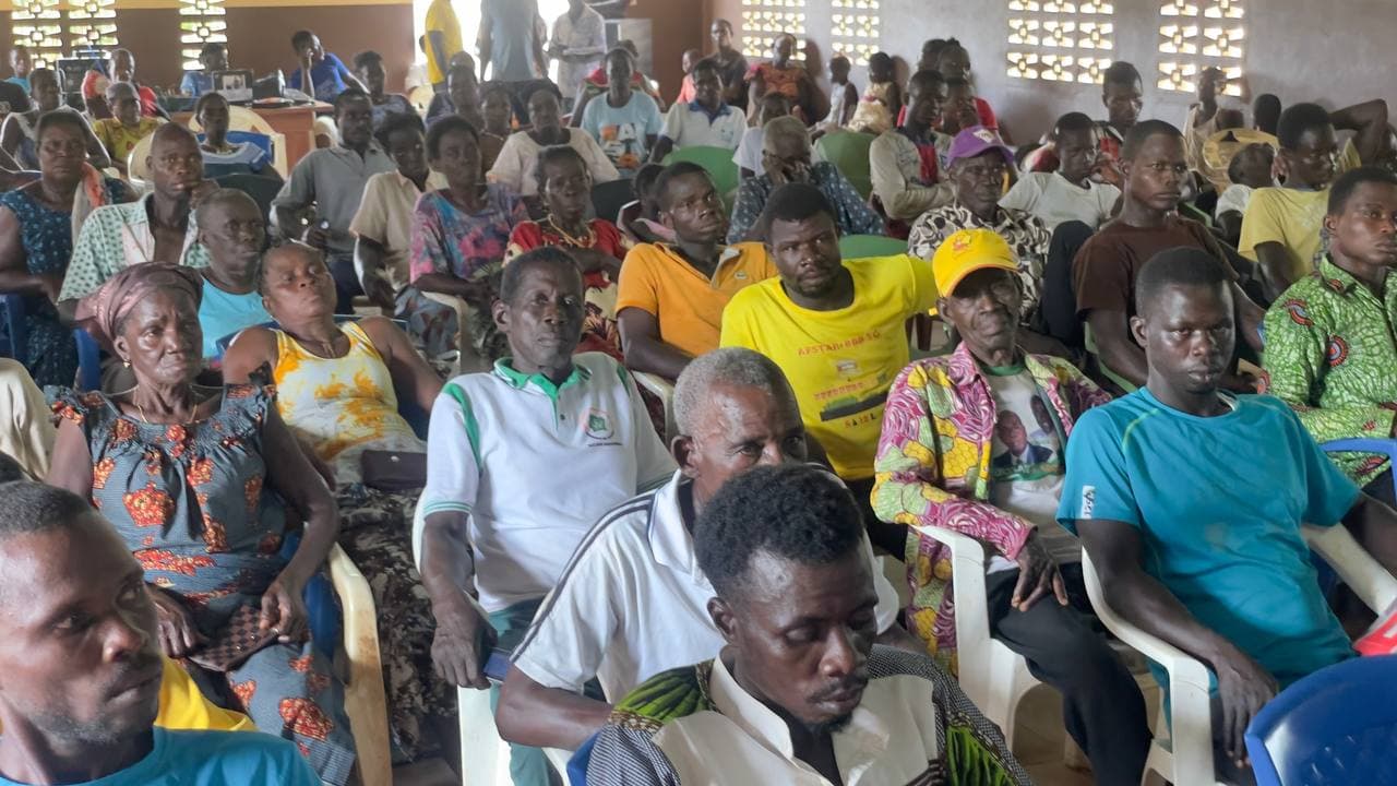 Présence Wakama auprès de coopératives à Bouaké et Aboisso
